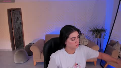 Snapshot of angelicavega_ chatting on September 2025 05:07:01 PM Angelica Vega online show from September 2025 05:07:01 PM