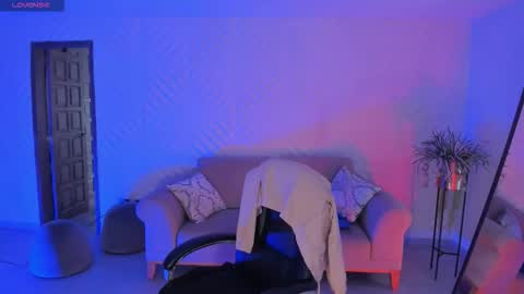 Snapshot of angelicavega_ chatting on November 2025 07:25:01 PM Angelica Vega online show from November 2025 07:25:01 PM