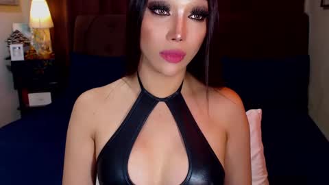 Snapshot of angelicqueents chatting on January 2025 06:17:01 AM MS. AMALIA online show from January 2025 06:17:01 AM