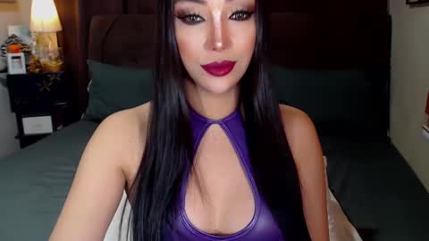 Snapshot of angelicqueents chatting on February 2025 06:44:02 AM MS. AMALIA online show from February 2025 06:44:02 AM