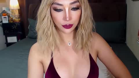 Snapshot of angelicqueents chatting on February 2025 09:50:02 AM MS. AMALIA online show from February 2025 09:50:02 AM