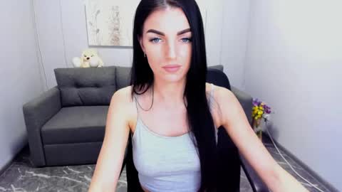 Angelina online show from December 2024 03:36:01 PM