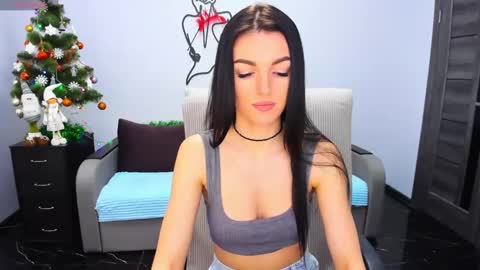 Angelina online show from December 2024 06:28:01 AM