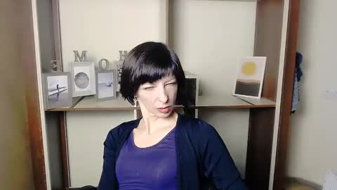 Angelina online show from September 2025 06:51:02 AM