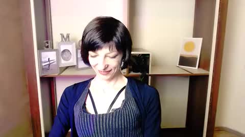 Angelina online show from October 2025 06:41:02 AM