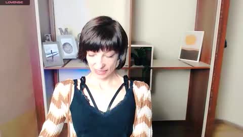 Angelina online show from October 2025 06:56:02 AM