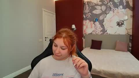 AngelinaLow online show from June 2026 11:27:02 AM