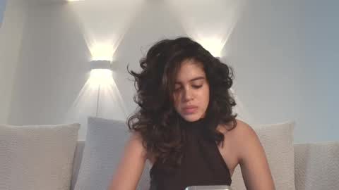 Snapshot of angelinarosss_ chatting on March 2026 07:03:01 PM online show from March 2026 07:03:01 PM