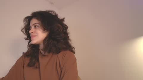 Snapshot of angelinarosss_ chatting on April 2026 11:07:01 PM online show from April 2026 11:07:01 PM