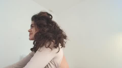 Snapshot of angelinarosss_ chatting on May 2026 07:55:02 PM online show from May 2026 07:55:02 PM
