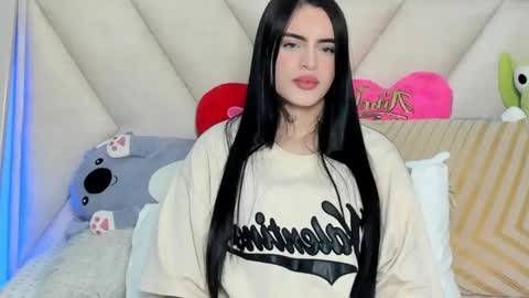 Snapshot of angeline__smith chatting on December 2024 06:04:01 AM Angeline Smith online show from December 2024 06:04:01 AM