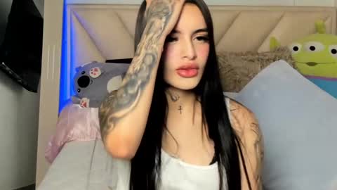Snapshot of angeline__smith chatting on March 2025 10:56:02 AM Angeline Smith online show from March 2025 10:56:02 AM
