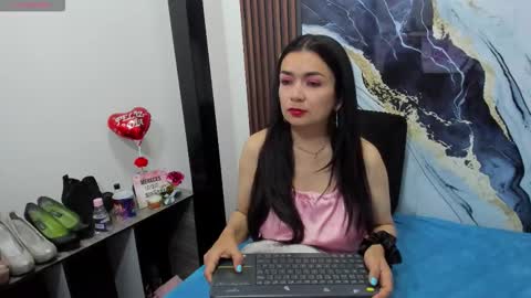 Snapshot of angelinee39 chatting on November 2025 09:06:02 AM angeline online show from November 2025 09:06:02 AM