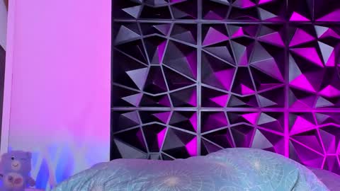 Angelique Murphy online show from February 2025 07:05:01 AM