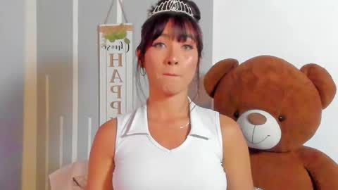 Snapshot of angelique_murphy chatting on February 2026 09:31:01 PM Angelique Murphy online show from February 2026 09:31:01 PM