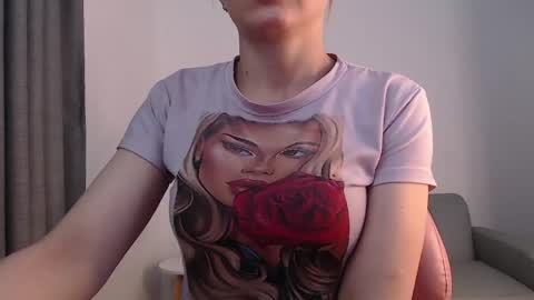 Snapshot of angelita_success chatting on April 2026 05:05:01 AM angelita_success online show from April 2026 05:05:01 AM