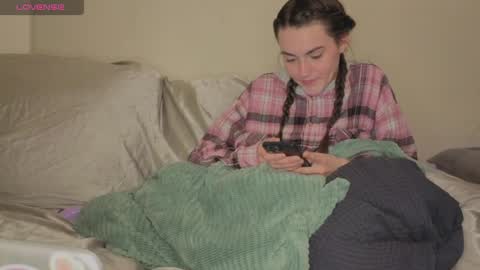 angelknight22 online show from April 2026 02:36:01 PM