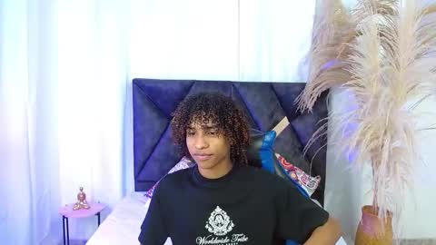 Snapshot of angell18_ chatting on January 2026 09:06:02 PM Angel online show from January 2026 09:06:02 PM