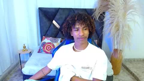 Snapshot of angell18_ chatting on February 2026 08:42:02 PM Angel online show from February 2026 08:42:02 PM