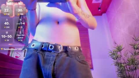 Snapshot of angell__dustt chatting on October 2025 04:31:02 AM Angell Dust online show from October 2025 04:31:02 AM