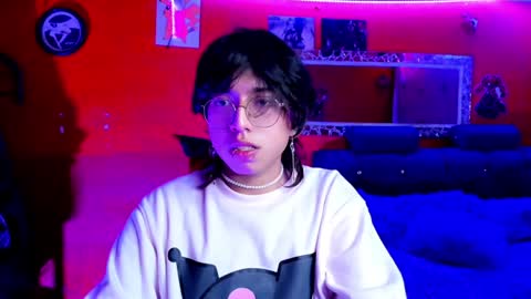 Angel  online show from January 2025 10:11:02 PM