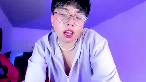 Angel  online show from June 2026 03:33:01 AM