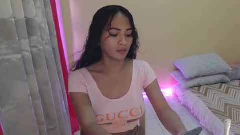 Snapshot of angelofcumx chatting on April 2026 09:22:02 AM sabina online show from April 2026 09:22:02 AM