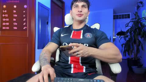 Snapshot of angeloferro1 chatting on January 2025 02:48:01 AM Angelo Ferro online show from January 2025 02:48:01 AM