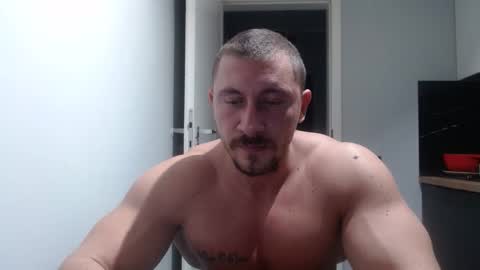 Snapshot of angelofit chatting on November 2025 05:12:02 PM ------- SEX SHOW WITH GUYS AND GIRLS MUSCLE SHOW online show from November 2025 05:12:02 PM