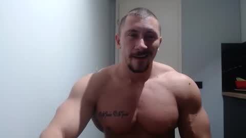 Snapshot of angelofit chatting on November 2025 04:34:02 PM ------- SEX SHOW WITH GUYS AND GIRLS MUSCLE SHOW online show from November 2025 04:34:02 PM
