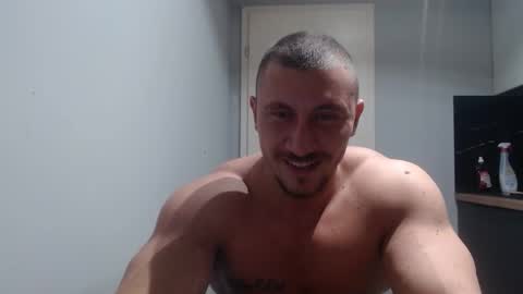 Snapshot of angelofit chatting on December 2025 02:43:02 PM ------- SEX SHOW WITH GUYS AND GIRLS MUSCLE SHOW online show from December 2025 02:43:02 PM