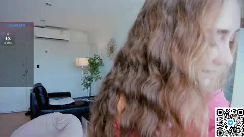 Angel online show from December 2025 03:49:02 AM