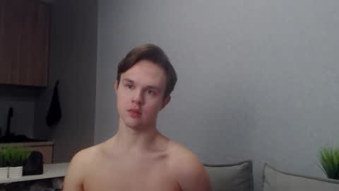 Snapshot of angelraaay chatting on March 2026 06:01:02 PM Angel online show from March 2026 06:01:02 PM