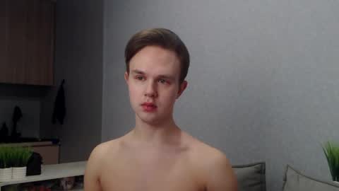 Snapshot of angelraaay chatting on April 2026 09:25:02 AM Angel online show from April 2026 09:25:02 AM