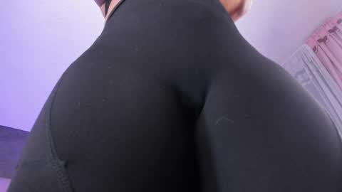 Angela online show from April 2026 01:30:01 PM