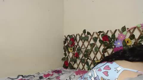 Snapshot of angelsexhotlatin chatting on April 2026 04:37:01 PM angelsexhotlatin online show from April 2026 04:37:01 PM