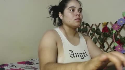 Snapshot of angelsexhotlatin chatting on April 2026 01:53:02 PM angelsexhotlatin online show from April 2026 01:53:02 PM