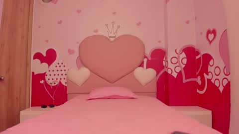 Angel  online show from February 2025 09:43:02 AM