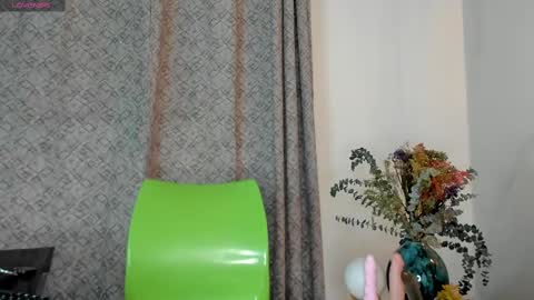 ANGIE online show from September 2025 02:39:02 PM