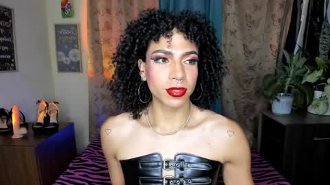 angelwhitte online show from May 2026 11:00:02 PM