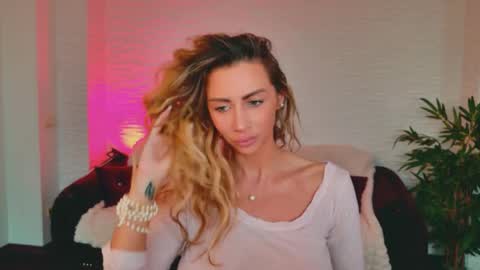 Snapshot of angelwoow chatting on March 2026 05:57:02 AM Georgia online show from March 2026 05:57:02 AM