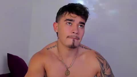 Snapshot of angelx_fox chatting on September 2025 08:20:01 PM Angel Fox online show from September 2025 08:20:01 PM