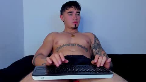 Snapshot of angelx_fox chatting on October 2025 11:35:01 PM Angel Fox online show from October 2025 11:35:01 PM