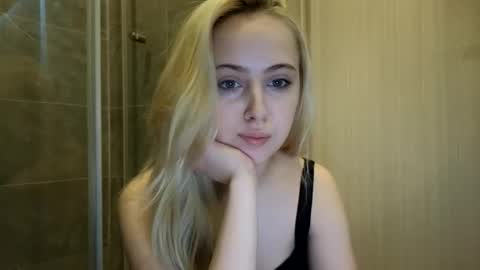  Im Chloe  i do FLASH BOOBS for new fan club online show from June 2026 08:48:01 AM
