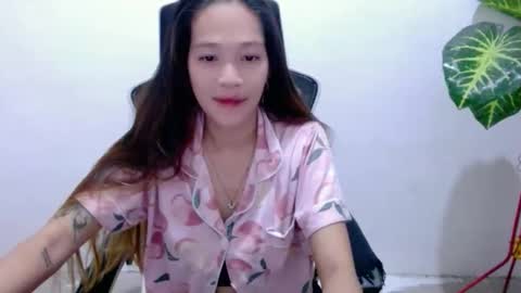 Snapshot of angelyn_slim chatting on March 2026 06:55:01 PM angelyn_slim online show from March 2026 06:55:01 PM