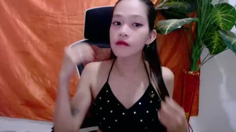 Snapshot of angelyn_slim chatting on May 2026 06:13:01 PM angelyn_slim online show from May 2026 06:13:01 PM