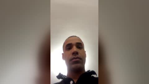 Snapshot of anghel_stone chatting on April 2026 06:27:02 PM Anghel Stone online show from April 2026 06:27:02 PM
