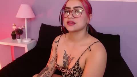 Angie online show from January 2025 08:18:02 AM