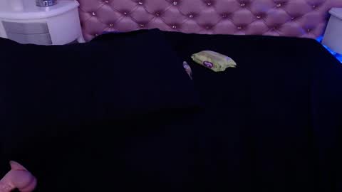 Angie online show from February 2025 10:44:02 AM