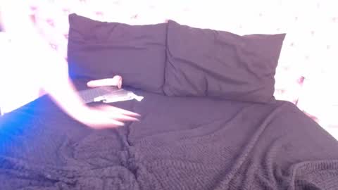 Angie online show from March 2025 04:27:02 AM